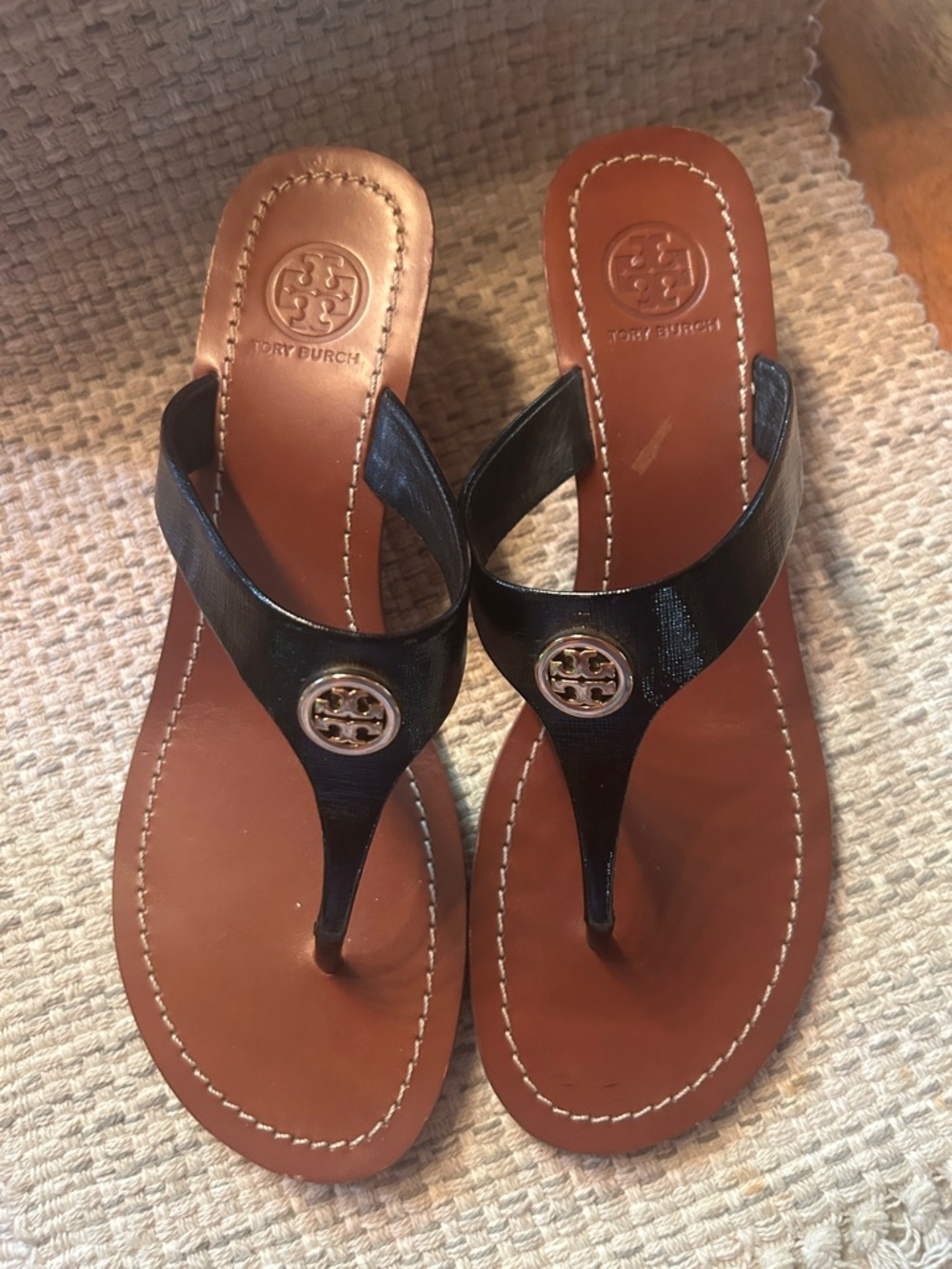 Tory Burch Black Leather Logo Thong Sandals with Brown Footbed